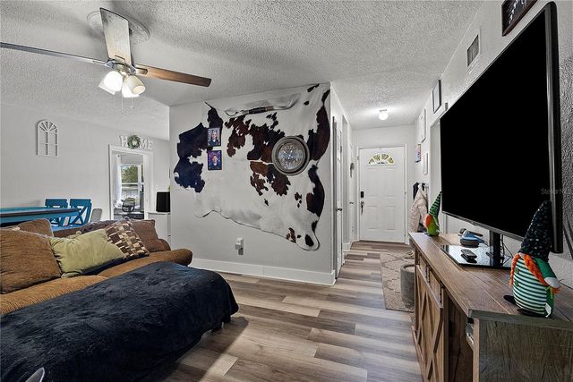 303 LOUIS STREET, Leesburg, FL 34748