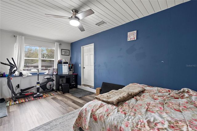 303 LOUIS STREET, Leesburg, FL 34748