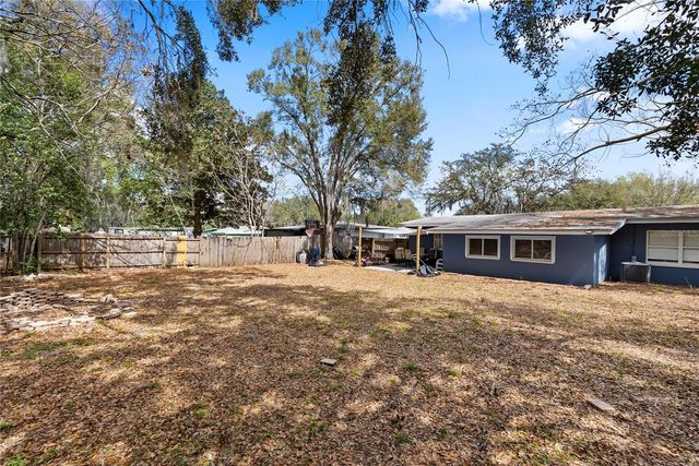 303 LOUIS STREET, Leesburg, FL 34748