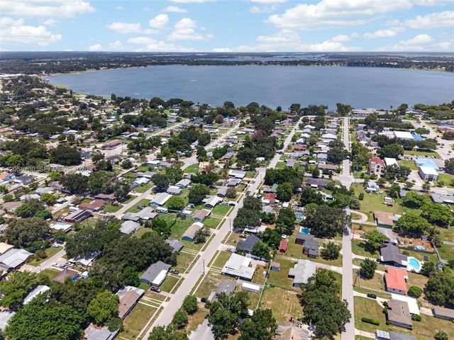 215 Palm Avenue, Other City - In The State Of Florida, FL 33823