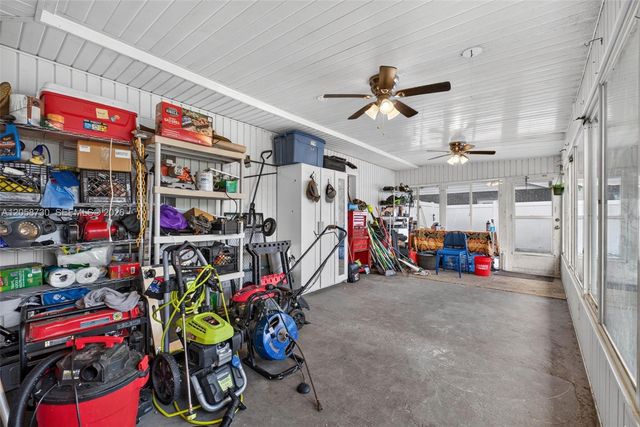 215 Palm Avenue, Other City - In The State Of Florida, FL 33823