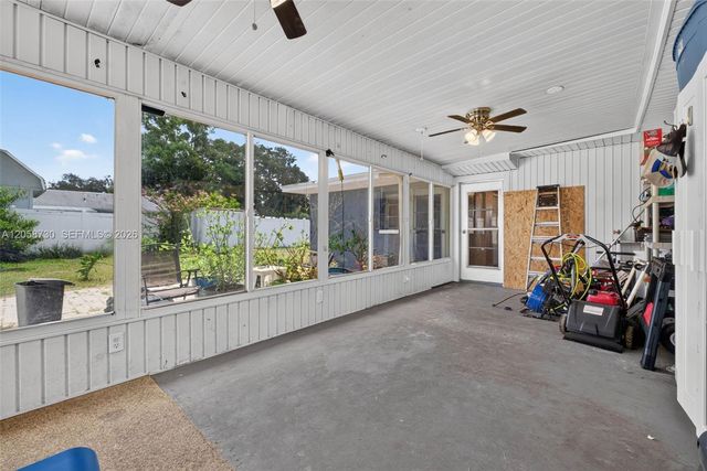 215 Palm Avenue, Other City - In The State Of Florida, FL 33823