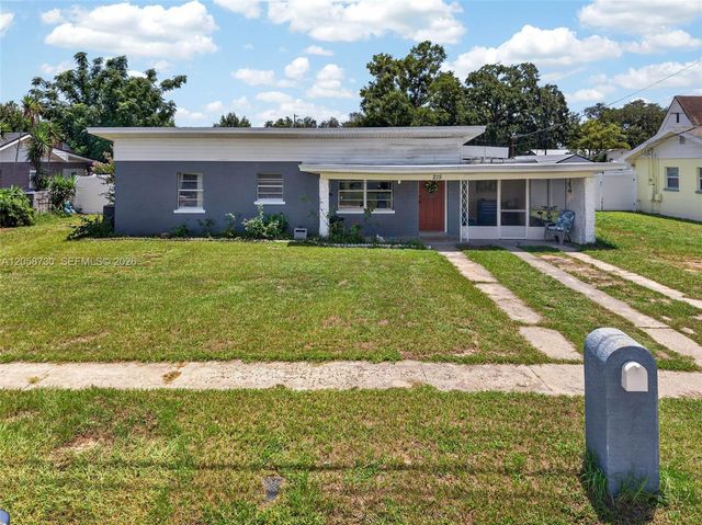 215 Palm Avenue, Other City - In The State Of Florida, FL 33823