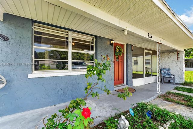 215 Palm Avenue, Other City - In The State Of Florida, FL 33823
