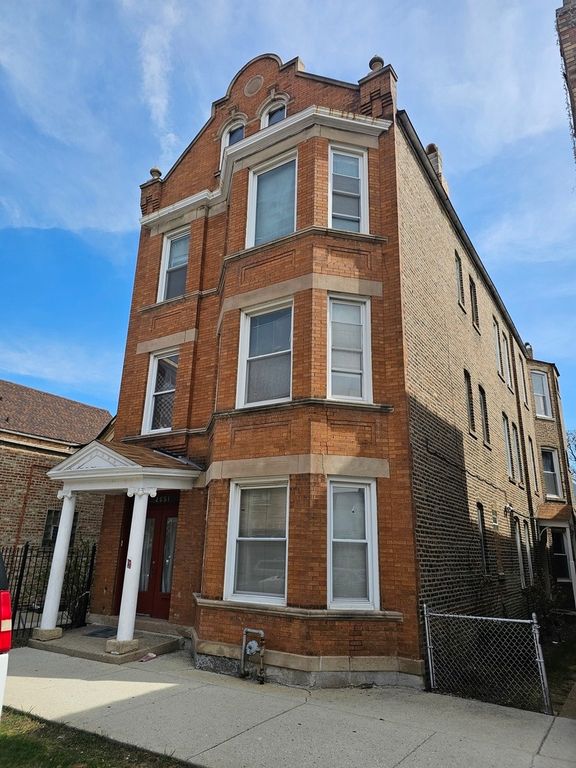 2651 S Lawndale Avenue, Chicago, IL 60623 — photo 2