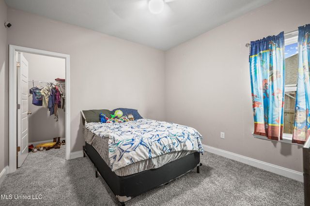 12281 Savannah Circle, Ocean Springs, MS 39564
