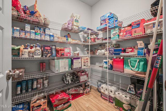 12281 Savannah Circle, Ocean Springs, MS 39564