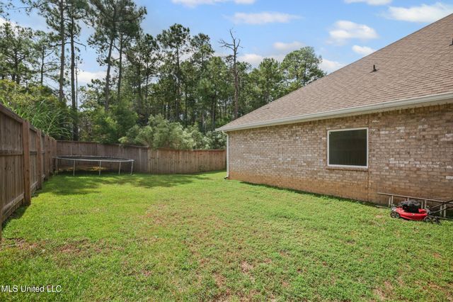 12281 Savannah Circle, Ocean Springs, MS 39564