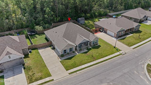 12281 Savannah Circle, Ocean Springs, MS 39564