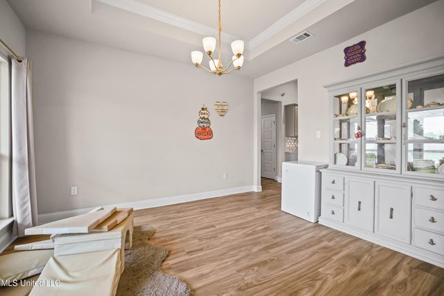 12281 Savannah Circle, Ocean Springs, MS 39564