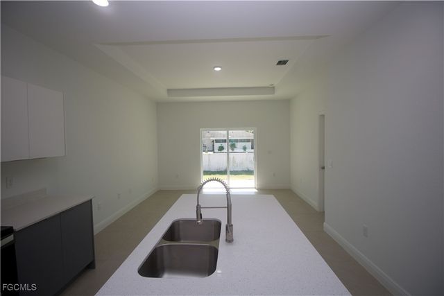 1260 MILWAUKEE BLVD 1260, Lehigh Acres, FL 33974