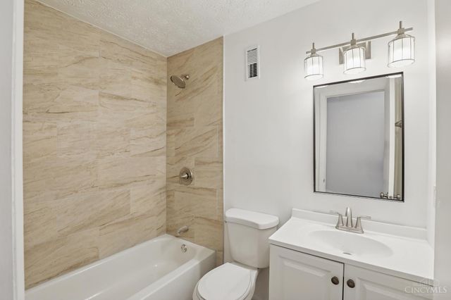 7109 Woodridge Drive, Anderson Twp, OH 45230