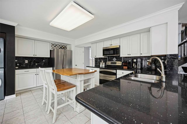 16019 Juniper Grove Drive, Houston, TX 77084