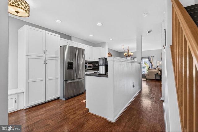 116 WINDING HILL DR, Lancaster, PA 17601