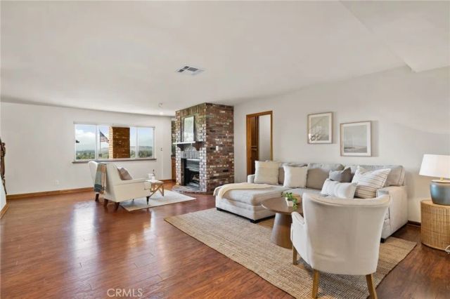 5334 Agate Street, Jurupa Valley, CA 92509