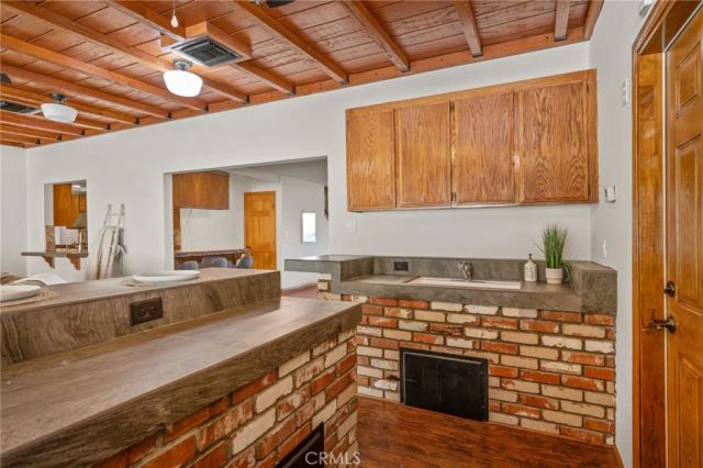 5334 Agate Street, Jurupa Valley, CA 92509