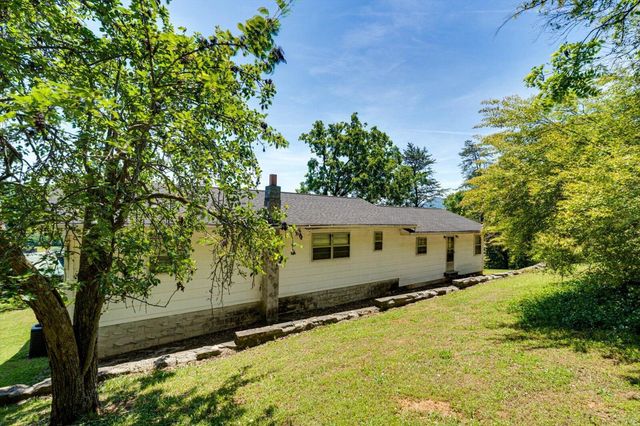 1403 Ogrady Drive, Chattanooga, TN 37419