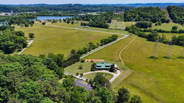 1403 Ogrady Drive, Chattanooga, TN 37419