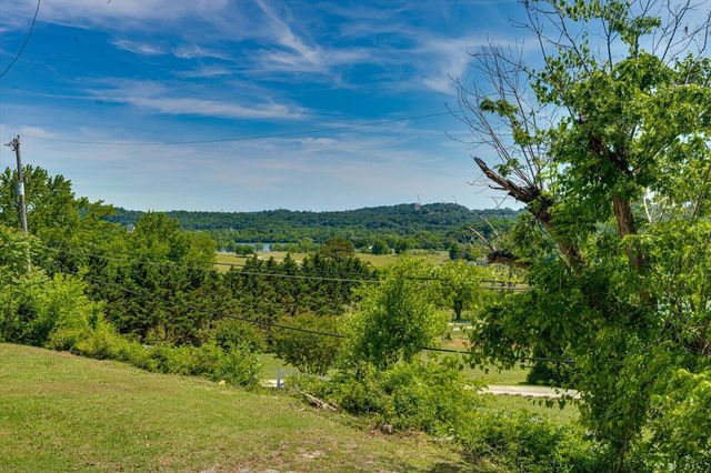 1403 Ogrady Drive, Chattanooga, TN 37419