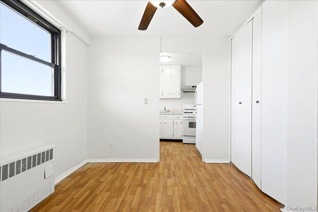 90-50 Union Turnpike 11L, Glendale, NY 11385