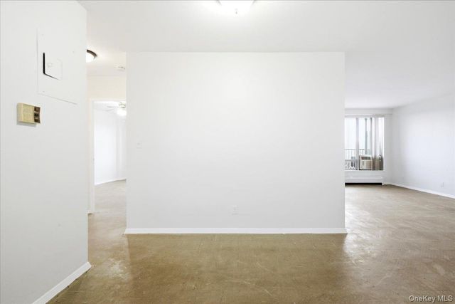 90-50 Union Turnpike 11L, Glendale, NY 11385