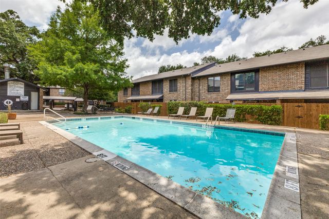 7525 Holly Hill Drive 3, Dallas, TX 75231