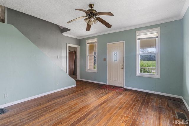 14036 20A Road, Argos, IN 46501