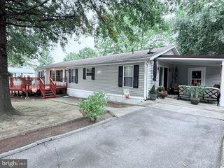 1593 PALM SPRING DRIVE, Chambersburg, PA 17202