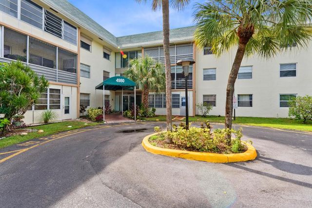 4980 E Sabal Palm Boulevard 226, Tamarac, FL 33319