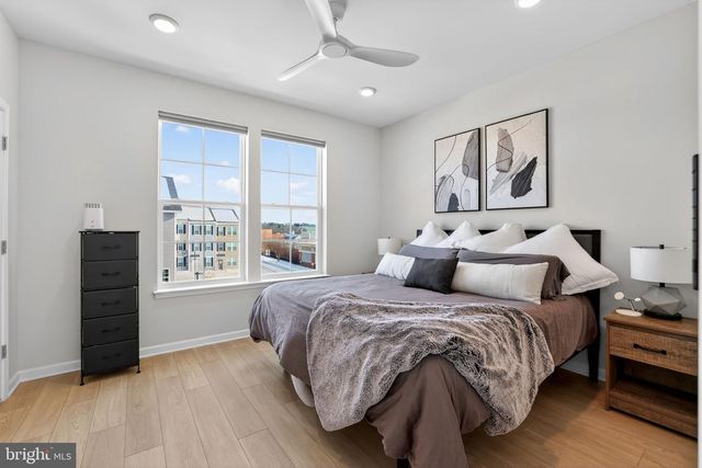 1017 VILLAGE CLUB ALY, Montgomery Village, MD 20886