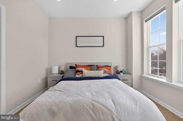 1017 VILLAGE CLUB ALY, Montgomery Village, MD 20886