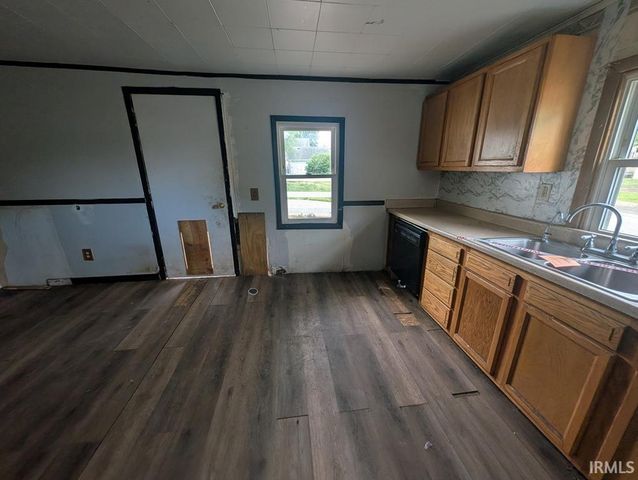 279 W Spring Street, Bloomfield, IN 47424