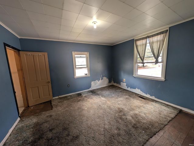 279 W Spring Street, Bloomfield, IN 47424