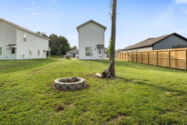 1044 Road 5203, Cleveland, TX 77327