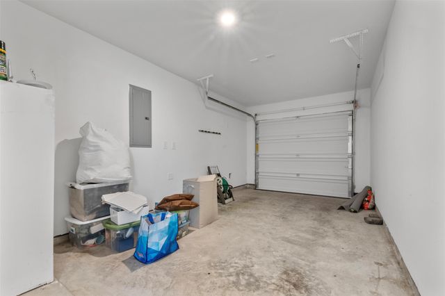 1044 Road 5203, Cleveland, TX 77327