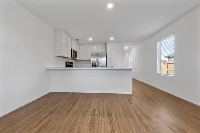 1044 Road 5203, Cleveland, TX 77327