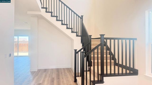 17381 Bushwick Lane, Lathrop, CA 95330