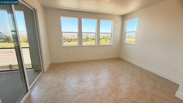 17381 Bushwick Lane, Lathrop, CA 95330