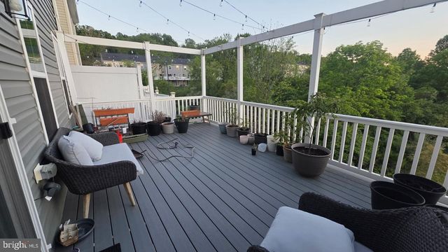 252 CHASE DR, Downingtown, PA 19335