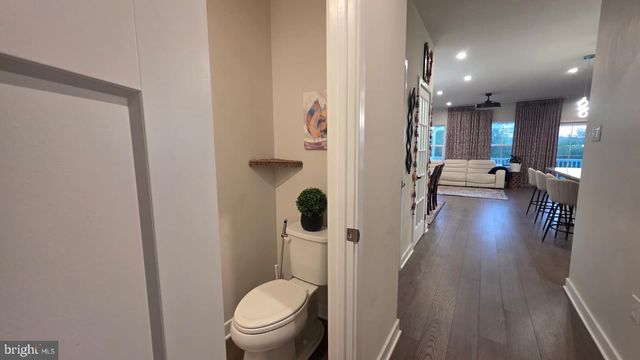 252 CHASE DR, Downingtown, PA 19335