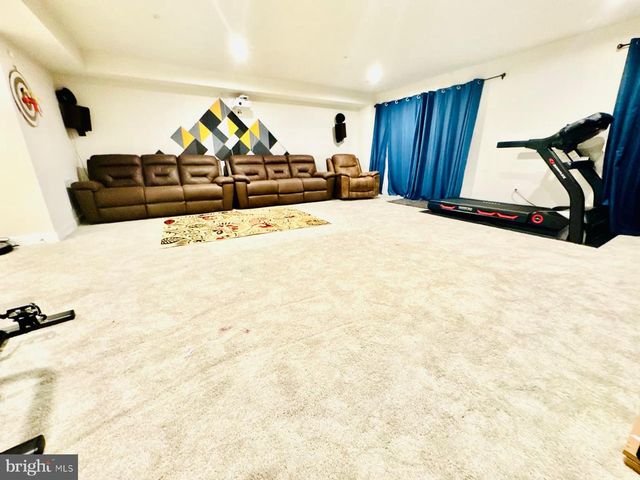252 CHASE DR, Downingtown, PA 19335