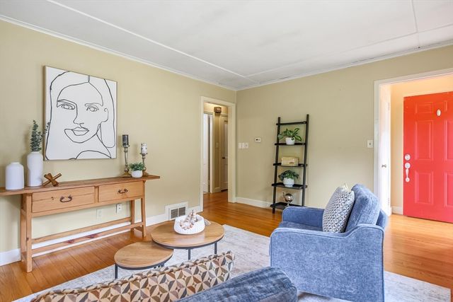 4 Ledgewood Drive, Boylston, MA 01505
