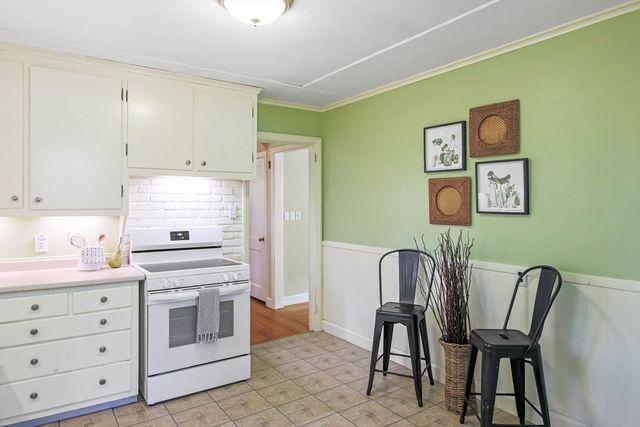 4 Ledgewood Drive, Boylston, MA 01505