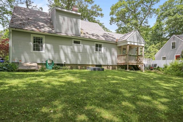 4 Ledgewood Drive, Boylston, MA 01505