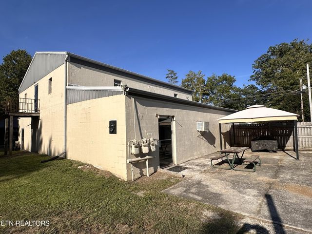 235 Rugby Ave, Jamestown, TN 38556