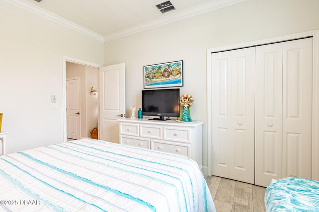 425 Lime Avenue, Daytona Beach, FL 32124