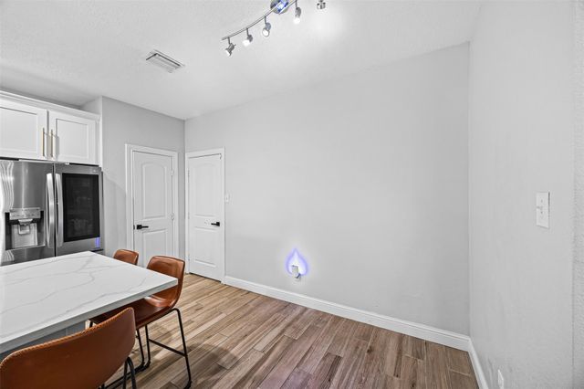 5702 W Vistaglen Loop, Houston, TX 77084