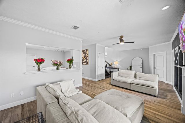 5702 W Vistaglen Loop, Houston, TX 77084
