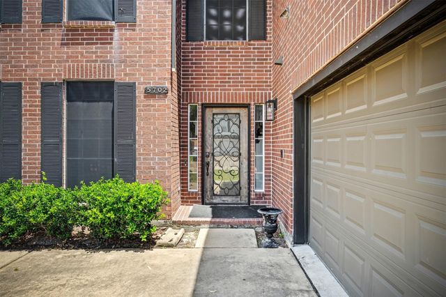 5702 W Vistaglen Loop, Houston, TX 77084