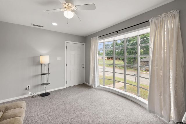 910 W Vance St, Tyler, TX 75702